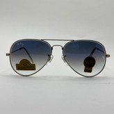 عینک ریبن خلبانی شیشه سنگ آبی هایلایت فریم نقره ای به همراه پک کامل ریبن Rayban RB 3025