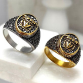 انگشتر استیل مردانه طرح ورساچه Versace رنگ ثابت و ضد حساسیت کد mp (پس کرایه)