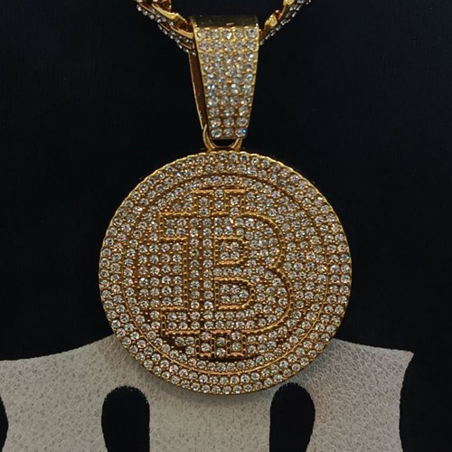 گردنبند و آویز پلاک فول نگین طرح بیت کوین BITCOIEN رنگ ثابت کد vn (پس کرایه)