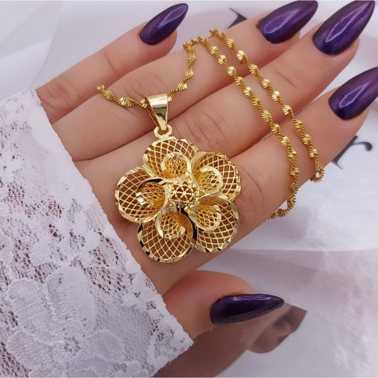 پلاک و زنجیر زنانه برند معتبر city gold رنگ ثابت
