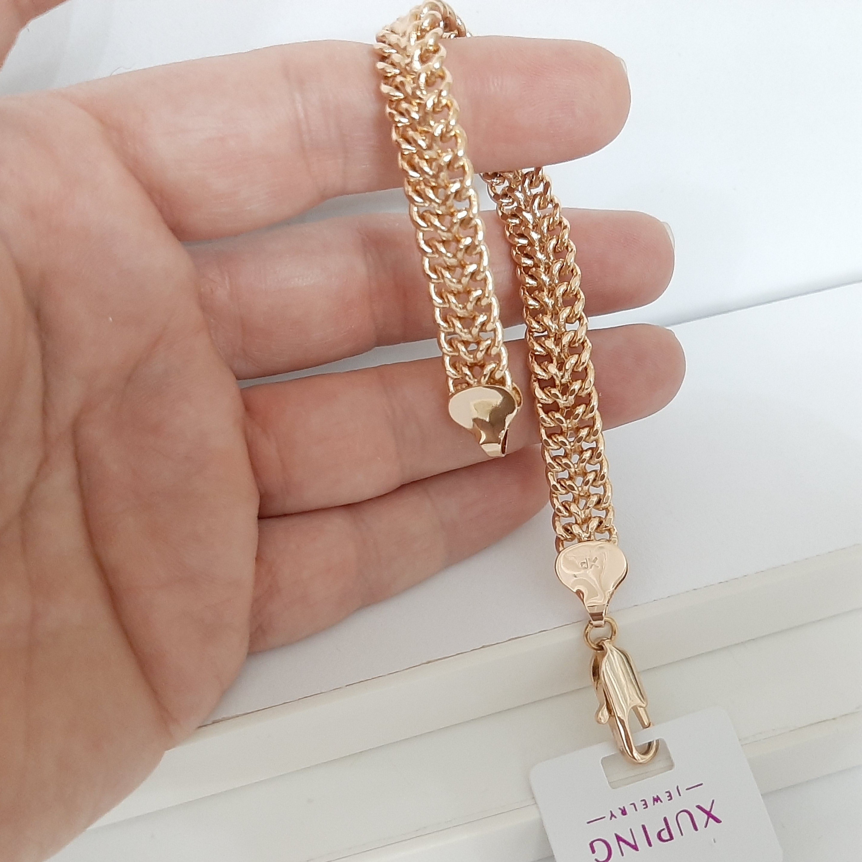 دستبند ژوپینگ طرح طلا حک خورده کاملا رنگ ثابت با آبکاری طلا ورق بزنید لطفا