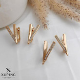 گوشواره نگین دار آبکاری طلا طرح v ژوپینگ