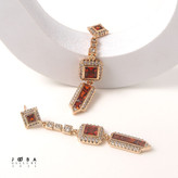 گوشواره نگین دار سوارسکی قرمز کد1111982948