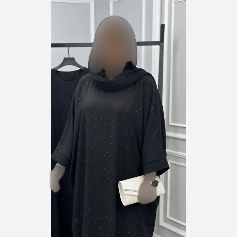 عبا زنانه مدل عبایی نگین دار جنس الیزه رنگ مشکی فری سایز