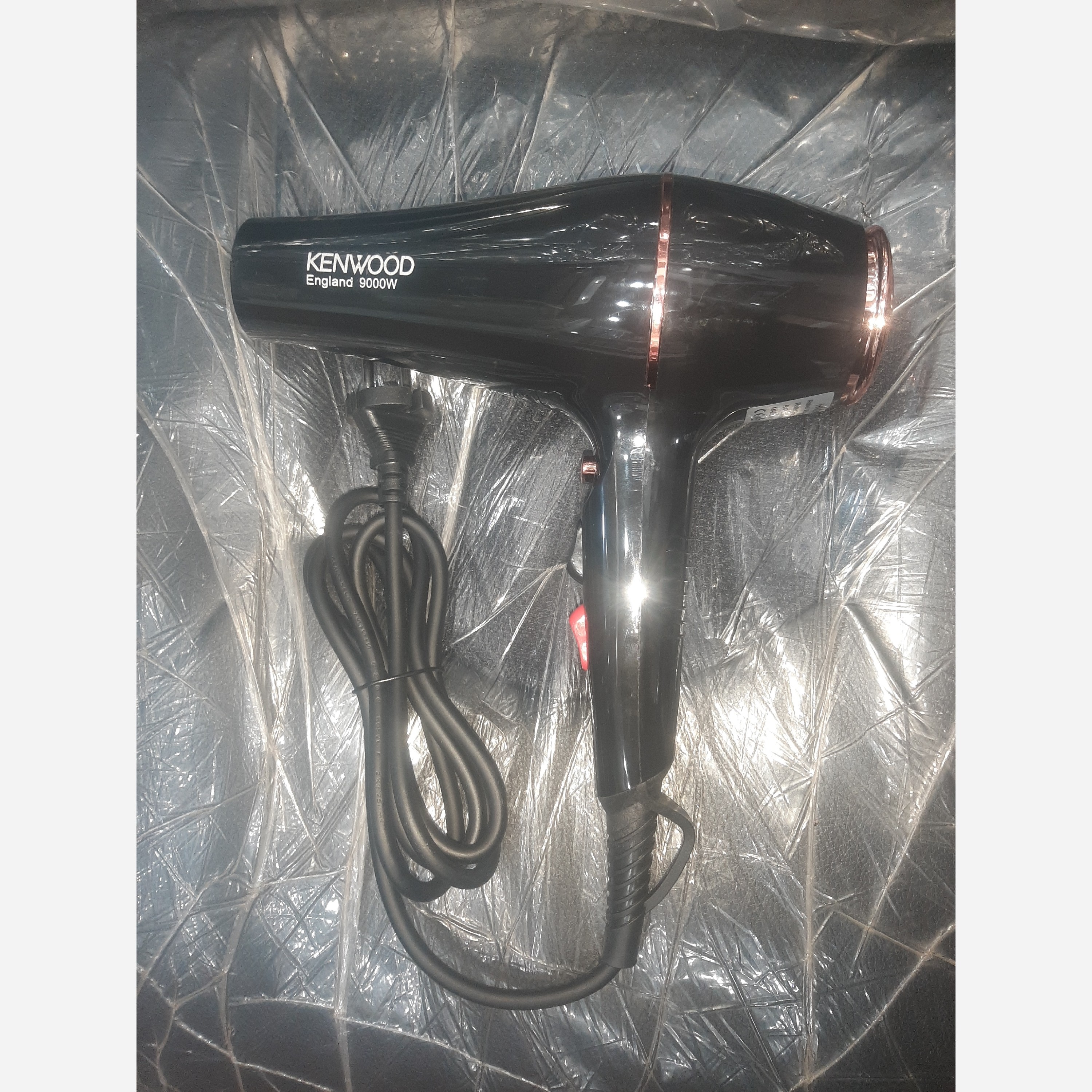 سشوار حرفه ای کنوود با قدرت 9000وات با ویژگی Ionicمدل KW-550
