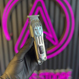 خط زن و ریش تراش فیلیپس 100درصد ضد اب بدنه کاملا فلزی صفحه نمایش دیجیتالی باطری پیشرفته لتیومی