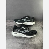 کفش پیاده روی مردانه Saucony (کیفیتA+)