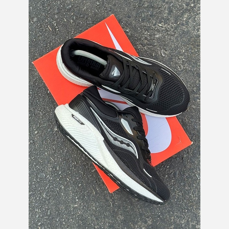 کتونی پیاده روی مردانه Saucony (کیفیت بالا)