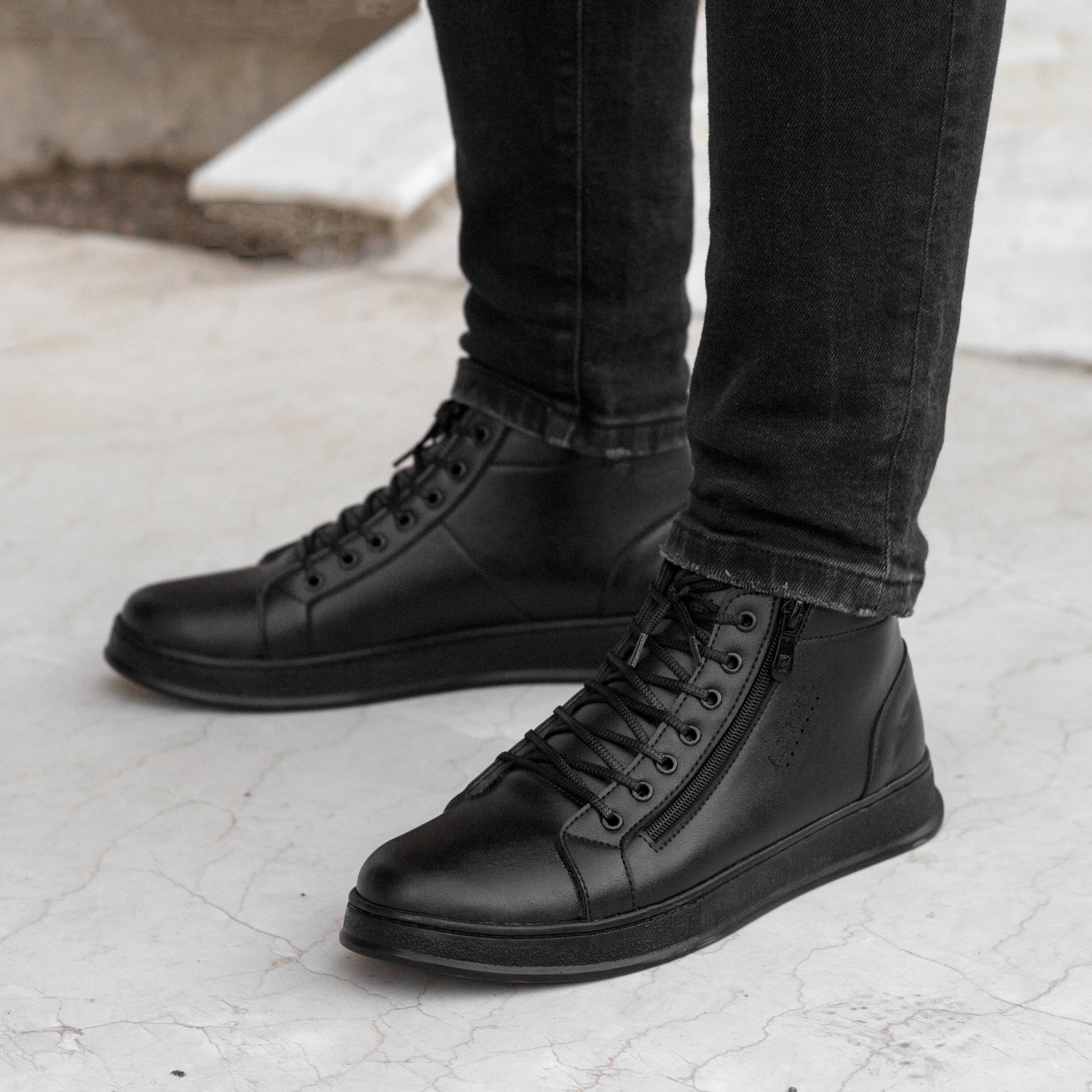 نیم بوت مردانه بندی زیپی مدل مسکو رنگ مشکی پرفرووش (پس کرایه)