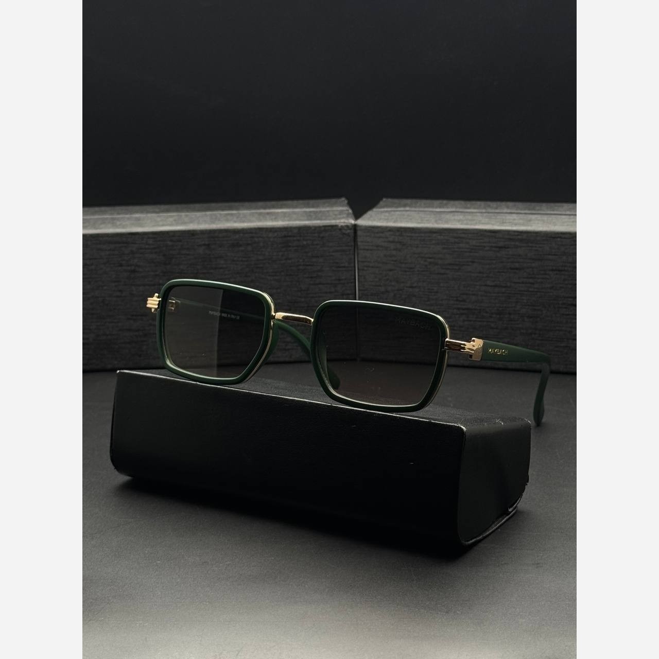 عینک آفتابی یووی 400 از برند مطرح میاخ